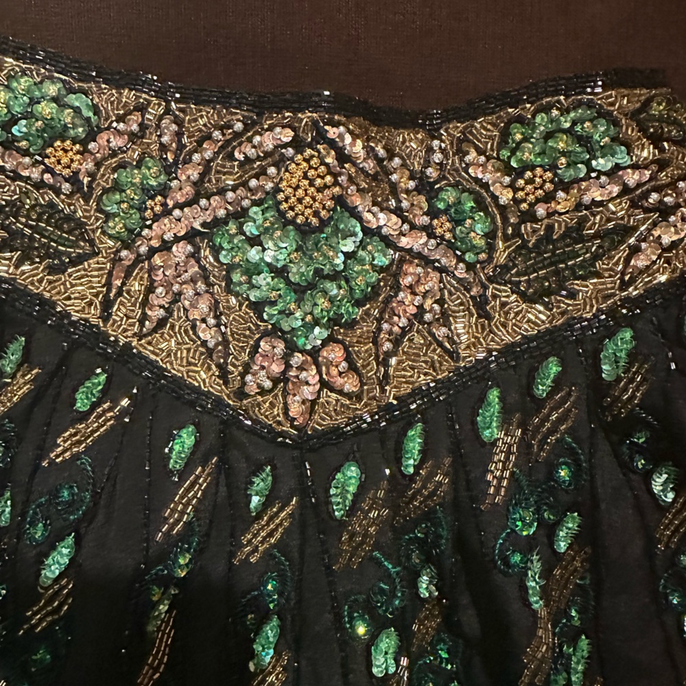 BEADED SILK Skirt in Black, Green & Gold Girls Sz 12. - Picture 6 of 15